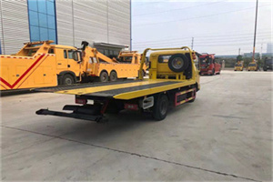 连山非事故拖车