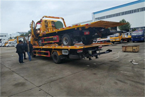 连山同城汽车补胎