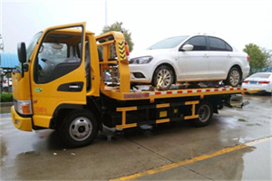 连山附近拖车救援24小时服务热线